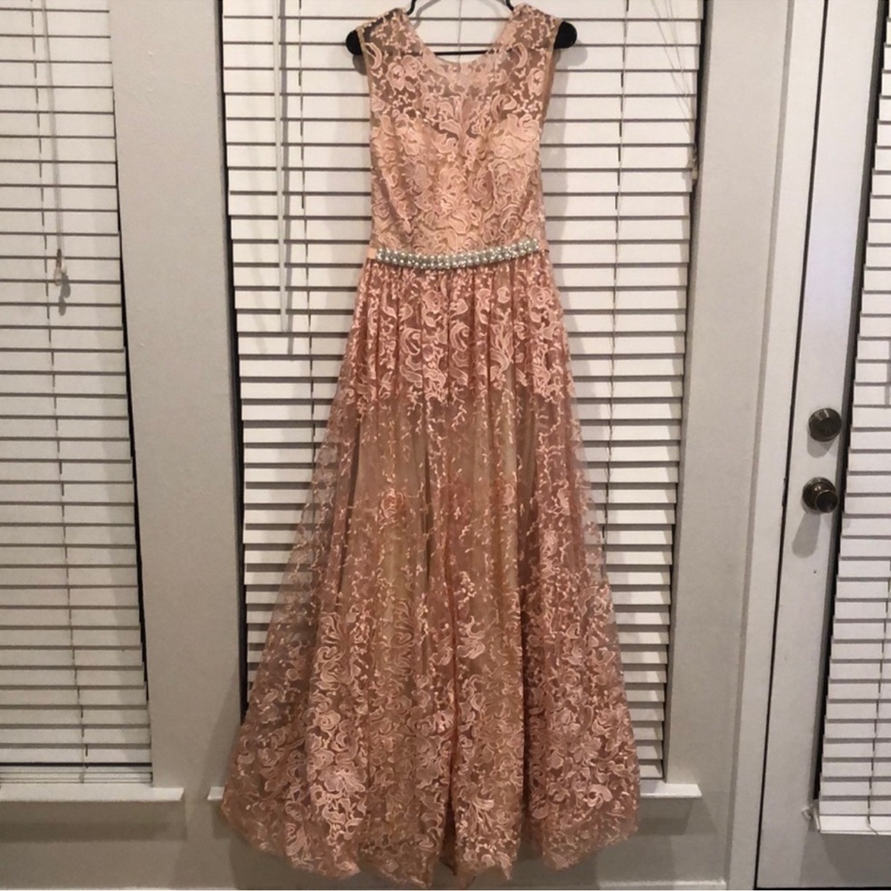 BASIX BLACK LABEL Lace Dusty Pink  Prom Gown Size 10 wedding